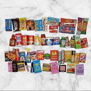 Mini Brands Series 4 - lot of 52